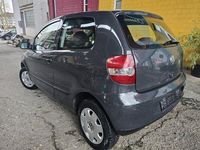 Gebraucht VW Fox 54 PS (39 kW) 2006 Grau Kleinwagen