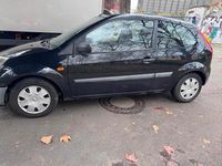 Gebraucht Ford Fiesta 60 PS (44 kW) 2006 Schwarz Kleinwagen