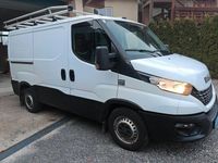 Gebraucht Iveco Daily 136 PS (100 kW) 2019 Weiß Van / Kleinbus