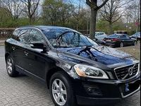 Gebraucht Volvo XC60 Kinetic 175 PS (128 kW) 2010 Schwarz SUV