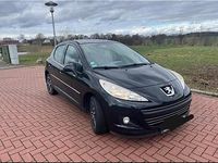 Gebraucht Peugeot 207 95 PS (69 kW) 2011 Schwarz Kleinwagen
