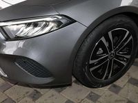 Gebraucht Mercedes A180 Progressive 136 PS (100 kW) 2024 Metalliclack mountaingrau Limousine