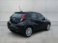 Gebraucht Toyota Aygo X X-play 72 PS (52 kW) 2022 Mysticschwarz SUV