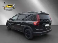 Gebraucht Dacia Jogger Extreme 141 PS (103 kW) 2025 Perlmuttschwarz Van / Kleinbus