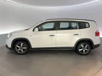 Gebraucht Chevrolet Orlando LS 141 PS (103 kW) 2011 Weiß Van / Kleinbus