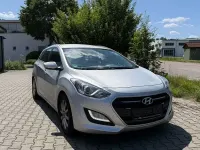 Gebraucht Hyundai i30 YES! 110 PS (80 kW) 2015 Silber Kombi