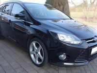 Gebraucht Ford Focus Titanium 125 PS (91 kW) 2013 Schwarz Kombi