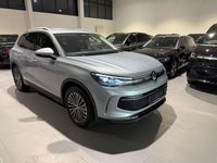 Gebraucht VW Tiguan 150 PS (110 kW) 2024 Silber SUV