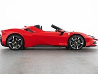 Gebraucht Ferrari SF90 780 PS (573 kW) 2025 Rot Cabrio