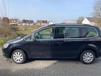 Gebraucht VW Sharan Comfortline 150 PS (110 kW) 2015 Schwarz Van / Kleinbus
