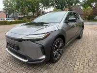 Gebraucht Toyota bZ4X 150 kW (204 PS) 2023 Silber SUV
