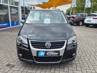 Gebraucht VW Touran Cross 140 PS (102 kW) 2010 Schwarz Van / Kleinbus