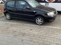 Gebraucht VW Polo 50 PS (36 kW) 2001 Schwarz Kleinwagen