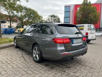 Gebraucht Mercedes E300 AMG line 306 PS (225 kW) 2019 Grau Kombi