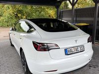 Gebraucht Tesla Model 3 Standard Range Plus 208 kW (283 PS) 2022 Weiß Limousine