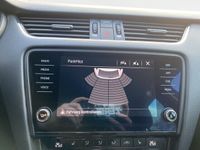 gebraucht Skoda Octavia Combi 1.5 TSI DSG Navi+Tempomat+ Climatronik+Sitzheizung+Lederlenkrad+