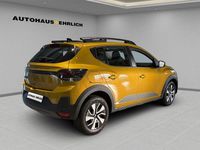 Neu Dacia Sandero Expression 110 PS (80 kW) 2026 Gelb Limousine