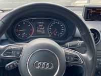 gebraucht Audi A1 1.6 TDI Attraction mit Anhängerkupplung