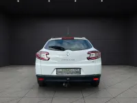 Gebraucht Renault Mégane GrandTour Expression 110 PS (80 kW) 2012 Weiß Kombi