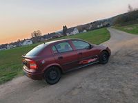 Gebraucht Opel Astra 80 PS (58 kW) 1999 Rot Limousine