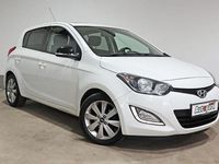 Gebraucht Hyundai i20 Edition 86 PS (63 kW) 2014 Weiß Kleinwagen