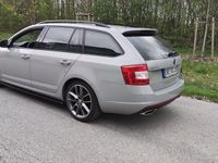 gebraucht Skoda Octavia 2.0 TDI DSG RS "ACC, AHK, WSSH, CANTON"