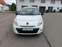 Gebraucht Renault Clio III Expression 75 PS (55 kW) 2009 Weiß Kleinwagen