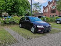 Gebraucht Audi A3 S-Line 122 PS (89 kW) 2013 Rot Limousine
