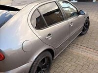 Second-hand Seat Leon 105 CP (77 kW) 2004 Hatchback