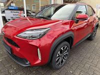 Neu Toyota Yaris Cross Style 131 PS (96 kW) 2026 Rot SUV