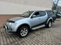 Gebraucht Mitsubishi L200 Intense 178 PS (130 kW) 2013 Silber Abholung