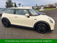 Gebraucht Mini ONE 102 PS (75 kW) 2021 Weiß Kleinwagen