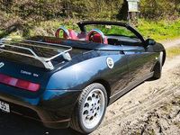 Second-hand Alfa Romeo Spider Lusso 150 CP (110 kW) 1997 Negru Cabrio