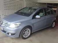 Gebraucht Mercedes B200 140 PS (102 kW) 2011 Blau Kleinwagen