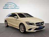 Gebraucht Mercedes CLA220 177 PS (130 kW) 2016 Calcitweiss/zirrusweiss Limousine