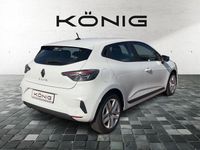 Gebraucht Renault Clio V Evolution 67 PS (49 kW) 2023 Weiß Limousine