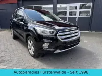 Gebraucht Ford Kuga Titanium 179 PS (131 kW) 2017 Schwarz SUV