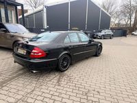 Gebraucht Mercedes E200 Avantgarde 163 PS (119 kW) 2006 Schwarz Limousine