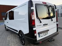 Gebraucht Renault Trafic 146 PS (107 kW) 2017 Weiß Van / Kleinbus