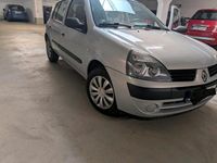 Gebraucht Renault Clio II 2004 Silber Kleinwagen