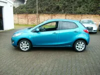 Usata Mazda 2 95 CV (69 kW) 2013 Blu Utilitaria