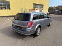 Gebraucht Opel Astra Innovation 140 PS (102 kW) 2009 Silber Limousine