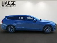 Gebraucht Volvo V60 Core 253 PS (186 kW) 2022 Thunder grey / metallic (grau) Kombi