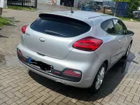 Gebraucht Kia Ceed 135 PS (99 kW) 2013 Schwarz Kleinwagen