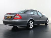 Gebraucht Mercedes E280 Avantgarde 190 PS (139 kW) 2009 Grau Limousine