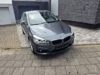 Gebraucht BMW 220 Advantage 192 PS (141 kW) 2017 Mineralgrau metallic Van / Kleinbus