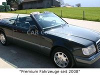 Gebraucht Mercedes E220 150 PS (110 kW) 1997 Schwarz Cabrio