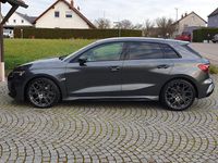 Neu Audi RS3 Ambiente 400 PS (294 kW) 2025 Grau Limousine