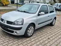 Gebraucht Renault Clio II 75 PS (55 kW) 2003 Silber Kleinwagen