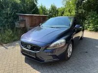 Gebraucht Volvo V40 114 PS (83 kW) 2014 Blau Limousine